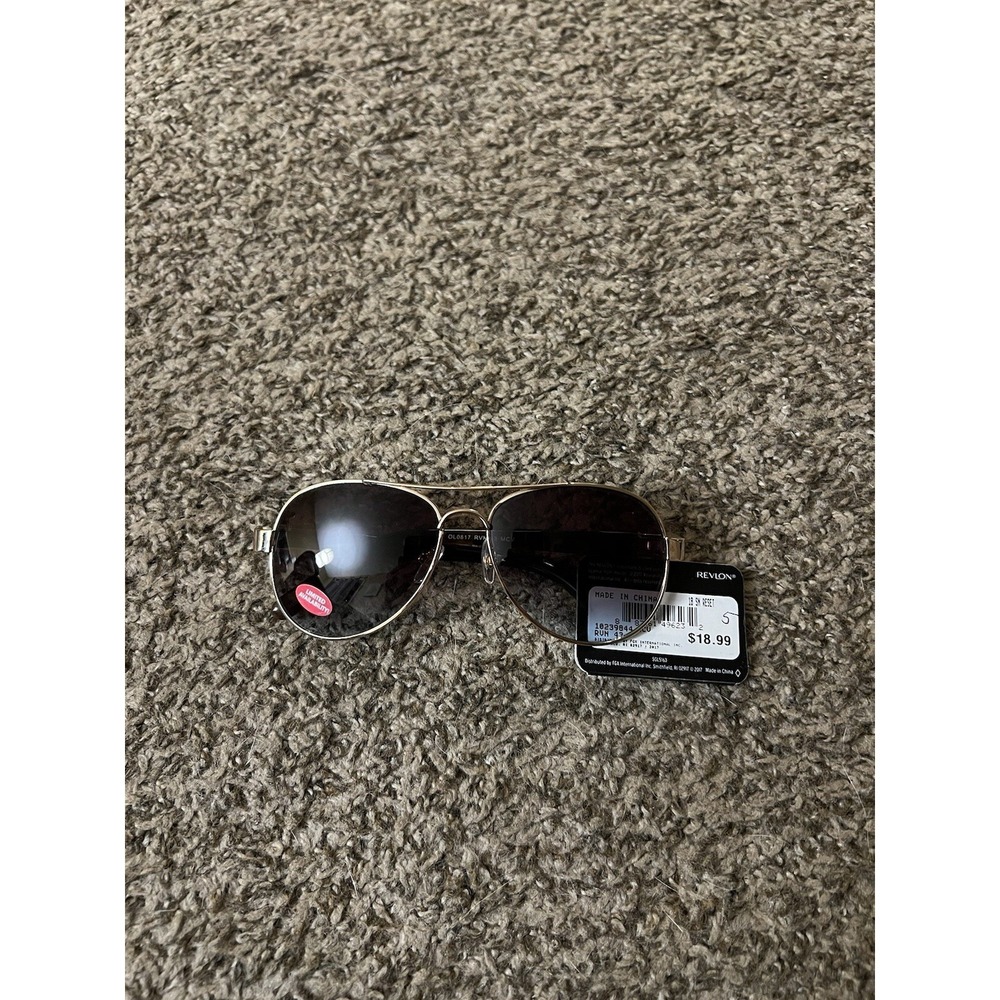 Revlon Women Aviator Sunglasses Gold Tortoise DL0817 RVW 43 MCV Smoke Gradient